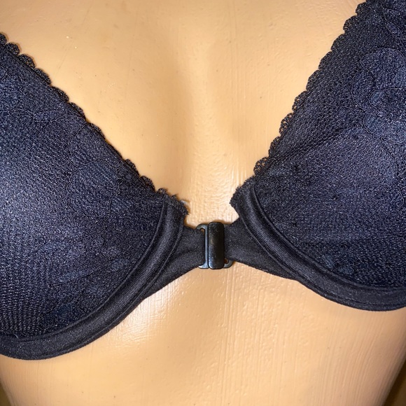 Victoria’s Secret bra body by Victoria perfect coverage black 34B front closure - Picture 10 of 15